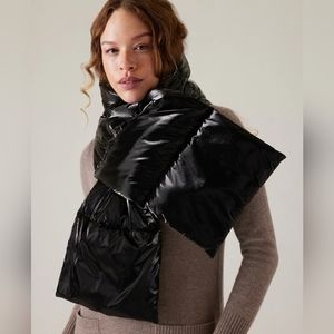 NWT Athleta Downtown Scarf